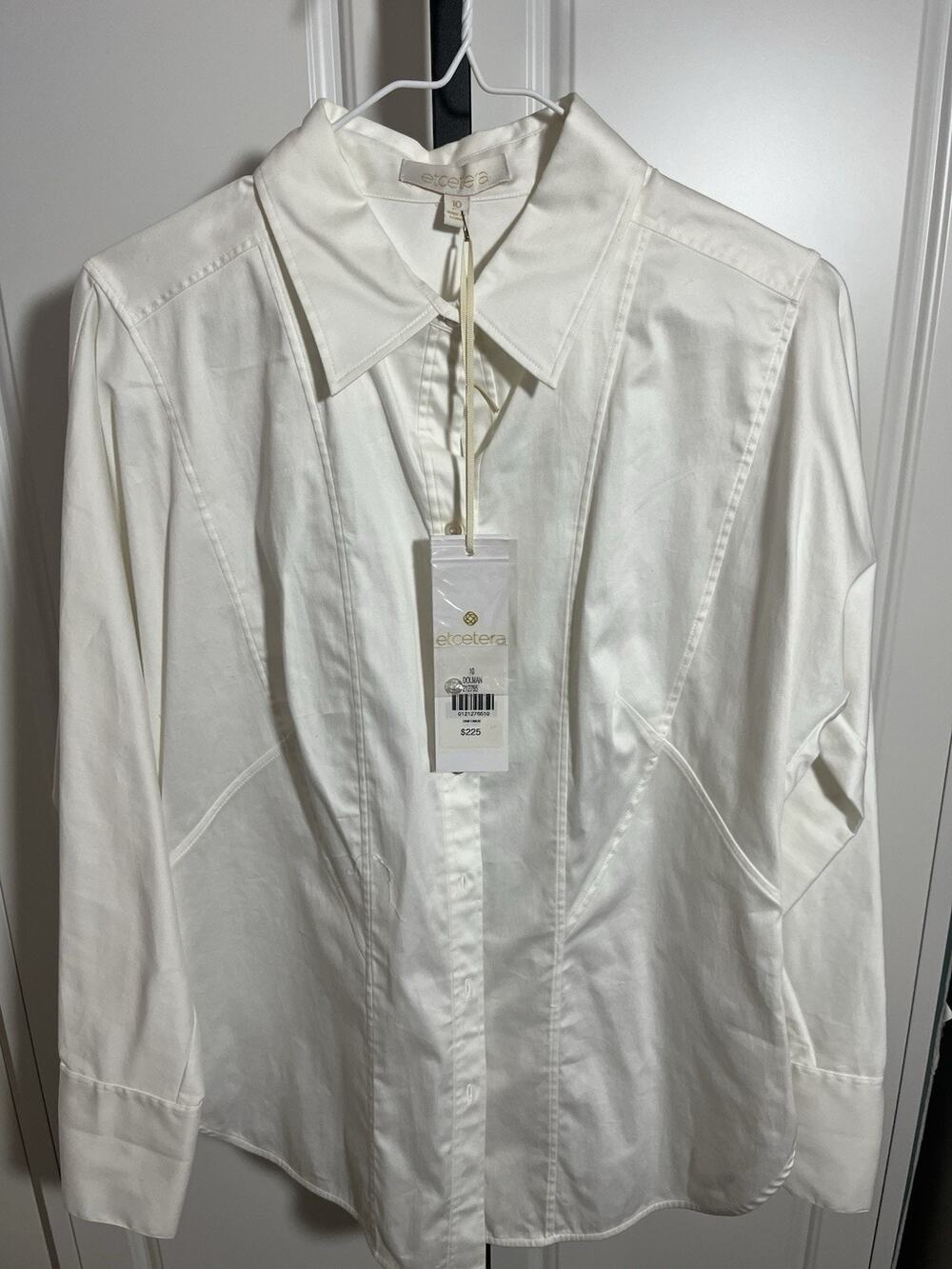 NWT New etcetera Women’s Crisp Ivory Tailored Long Sleeve Blouse Size 10